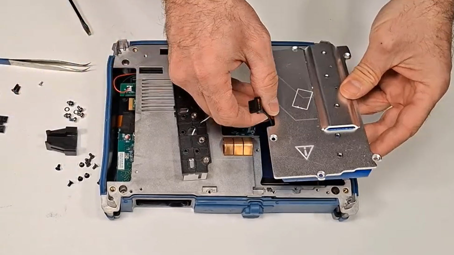 Notice Replacing Battery FTB Series